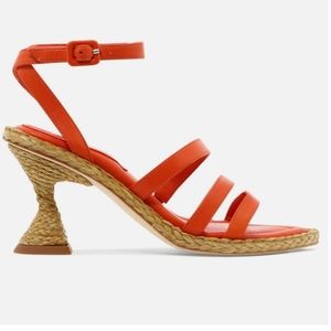 NIB Paloma Barcelo Agnes Sandal in Napa Grenadine. Size 39 EU